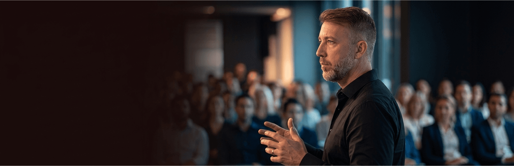Márcio Simioni em palestra